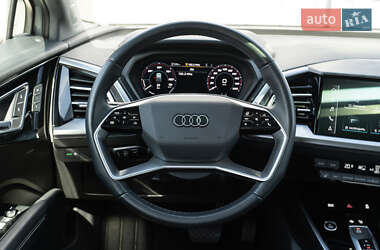 Внедорожник / Кроссовер Audi Q4 e-tron 2023 в 