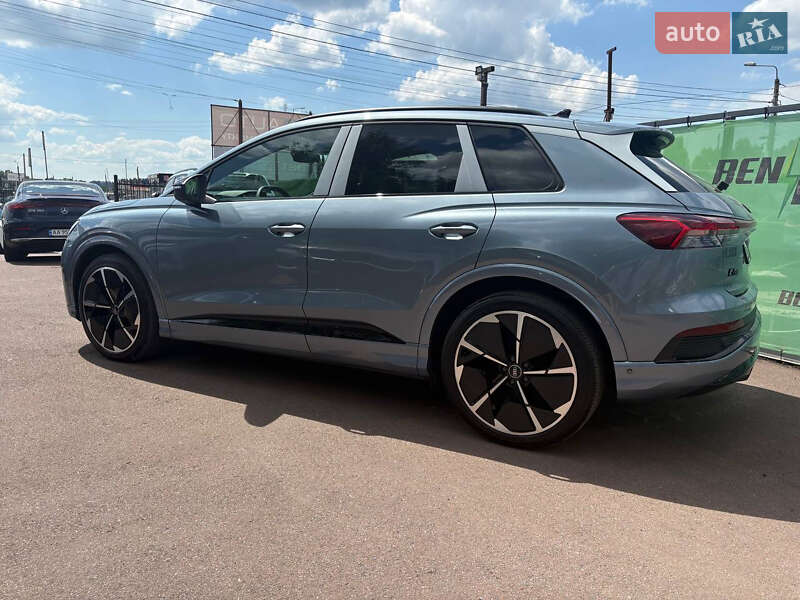 Внедорожник / Кроссовер Audi Q4 e-tron 2024 в Киеве