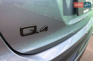 Внедорожник / Кроссовер Audi Q4 e-tron 2024 в 