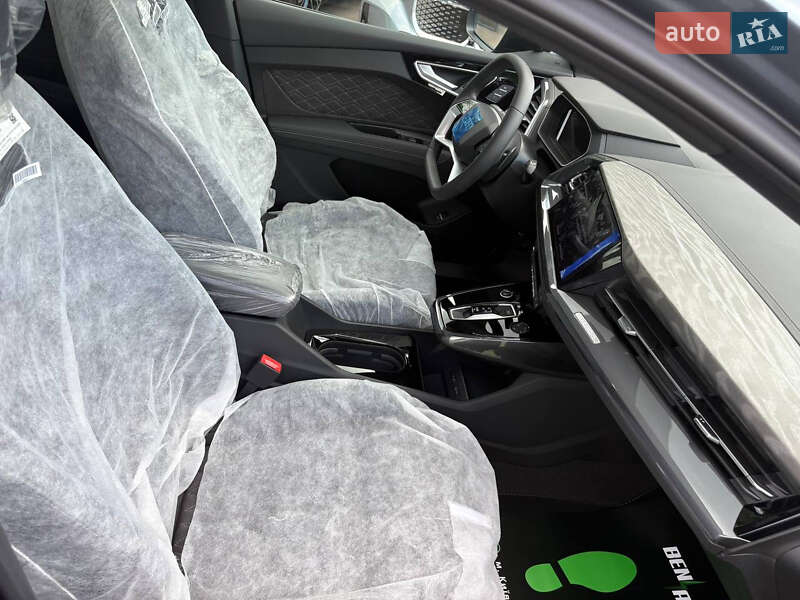 Внедорожник / Кроссовер Audi Q4 e-tron 2024 в Киеве