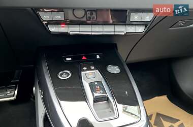 Внедорожник / Кроссовер Audi Q4 e-tron 2025 в 