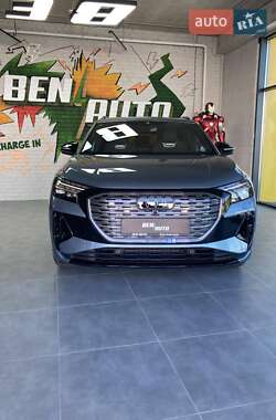 Внедорожник / Кроссовер Audi Q4 e-tron 2024 в Львове