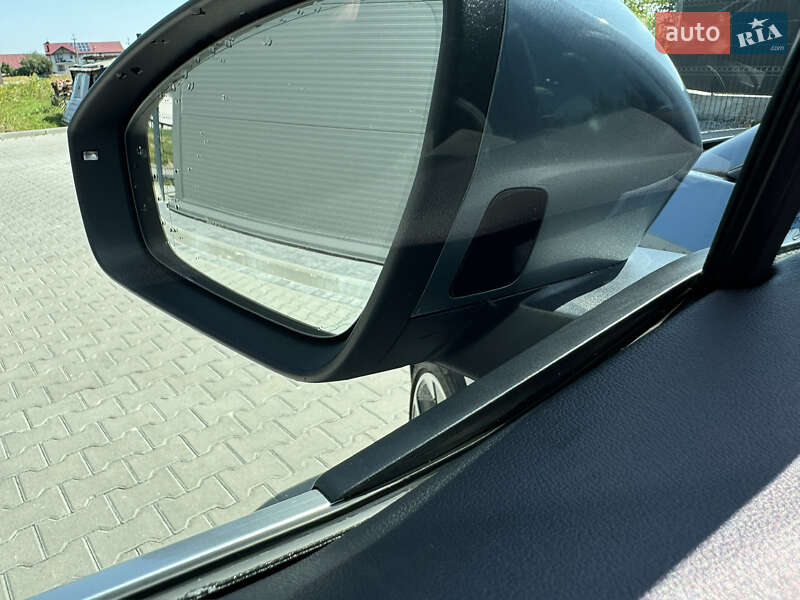Внедорожник / Кроссовер Audi Q4 e-tron 2025 в Ивано-Франковске
