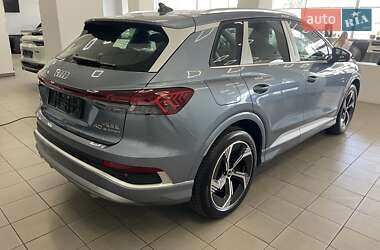 Позашляховик / Кросовер Audi Q4 e-tron 2025 в 