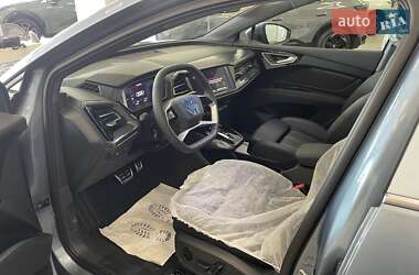 Позашляховик / Кросовер Audi Q4 e-tron 2025 в 