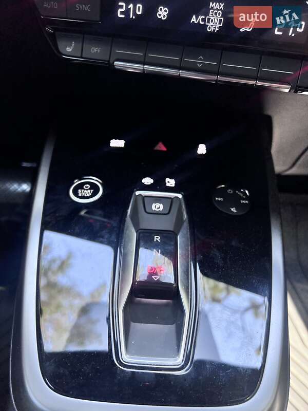Позашляховик / Кросовер Audi Q4 e-tron 2022 в Дніпрі