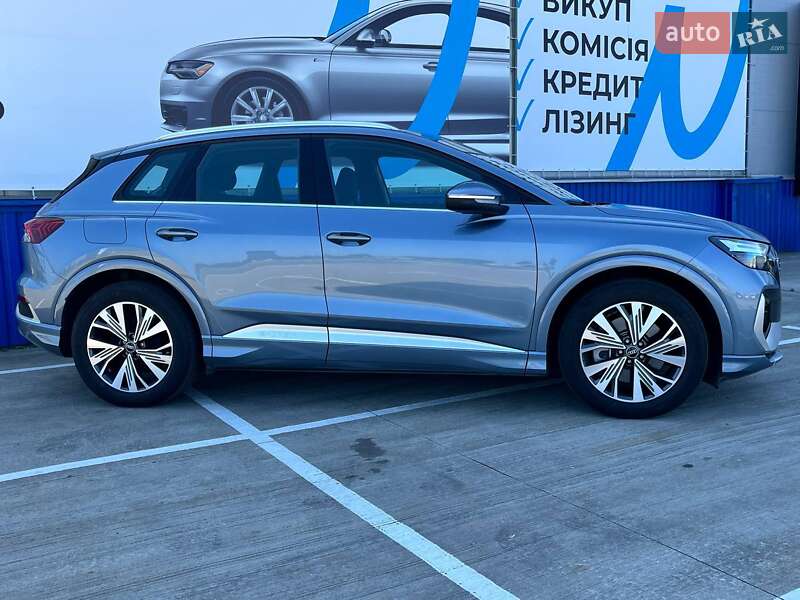 Внедорожник / Кроссовер Audi Q4 e-tron 2023 в Киеве