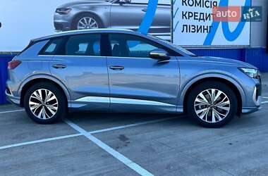 Позашляховик / Кросовер Audi Q4 e-tron 2023 в 