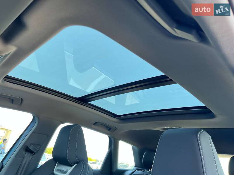 Внедорожник / Кроссовер Audi Q4 e-tron 2023 в Киеве