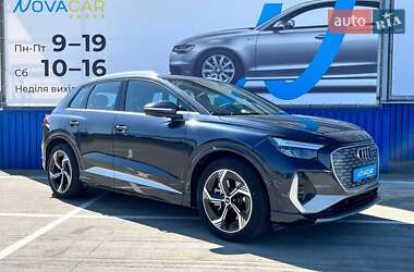 Внедорожник / Кроссовер Audi Q4 e-tron 2024 в 