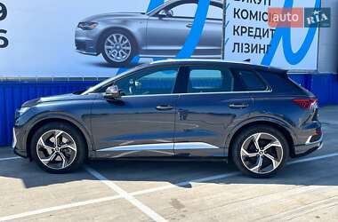Внедорожник / Кроссовер Audi Q4 e-tron 2024 в 