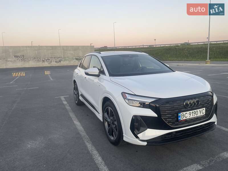 Позашляховик / Кросовер Audi Q4 e-tron 2024 в Львові