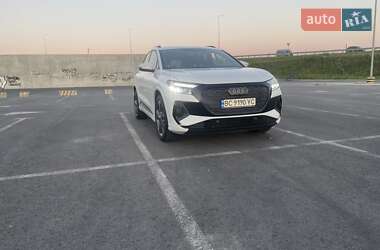 Внедорожник / Кроссовер Audi Q4 e-tron 2024 в 