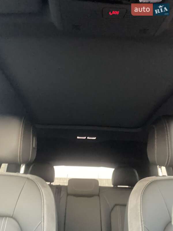 Позашляховик / Кросовер Audi Q4 e-tron 2024 в Львові