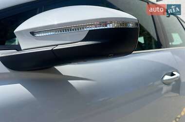 Внедорожник / Кроссовер Audi Q4 e-tron 2023 в 