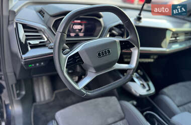 Внедорожник / Кроссовер Audi Q4 e-tron 2023 в 
