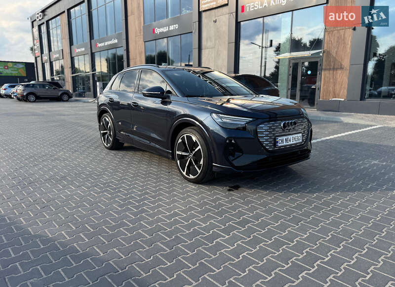 Audi Q4 e-tron 2023