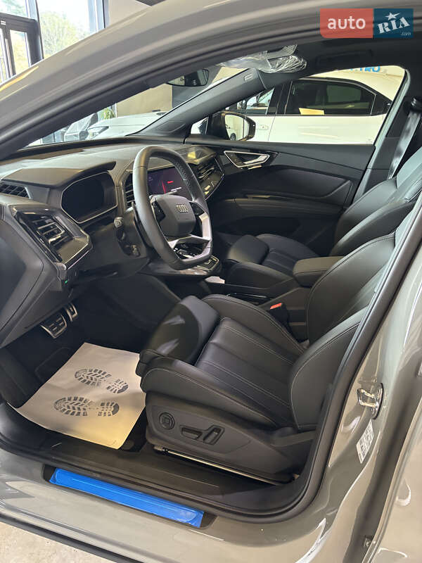 Позашляховик / Кросовер Audi Q4 e-tron 2025 в Києві фото 10 Позашляховик / Кросовер Audi Q4 e-tron 2025 в Києві