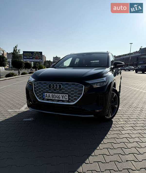 Внедорожник / Кроссовер Audi Q4 e-tron 2021 в Киеве