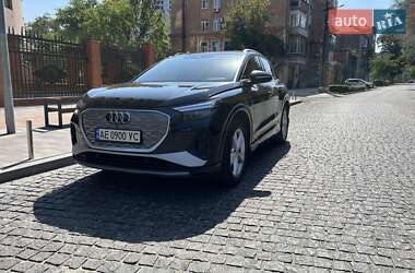 Внедорожник / Кроссовер Audi Q4 e-tron 2022 в Днепре