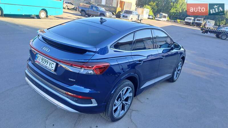 Позашляховик / Кросовер Audi Q4 e-tron 2023 в Борисполі