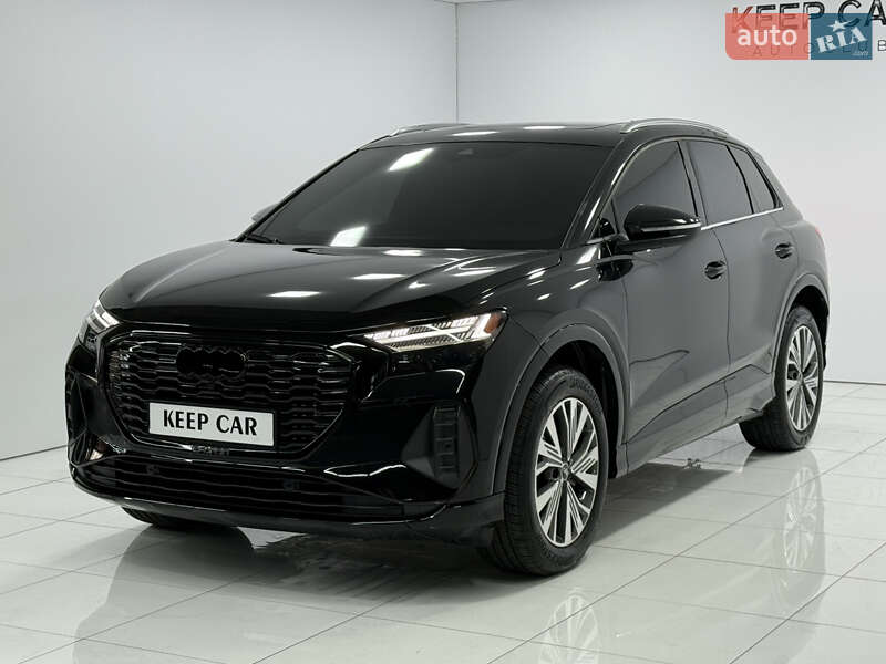 Позашляховик / Кросовер Audi Q4 e-tron 2023 в Одесі