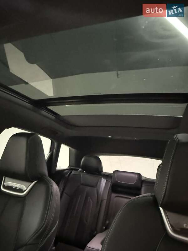 Внедорожник / Кроссовер Audi Q4 e-tron 2024 в Черновцах