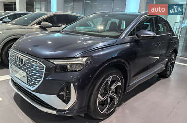 Позашляховик / Кросовер Audi Q4 e-tron 2024 в Києві