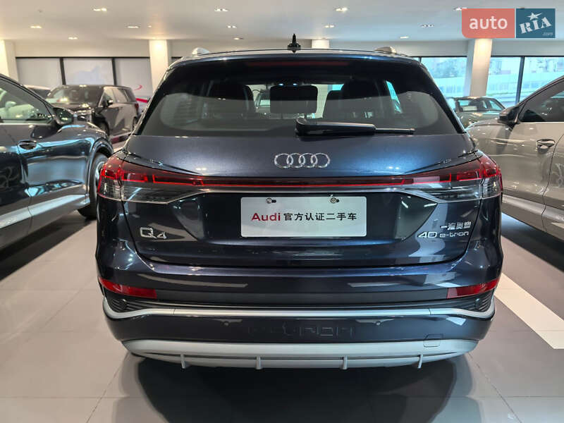 Внедорожник / Кроссовер Audi Q4 e-tron 2024 в Киеве