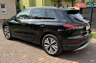 Внедорожник / Кроссовер Audi Q4 e-tron 2023 в 