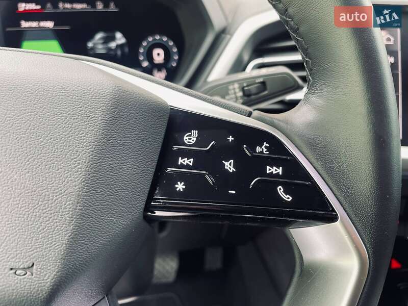 Позашляховик / Кросовер Audi Q4 e-tron 2023 в Івано-Франківську