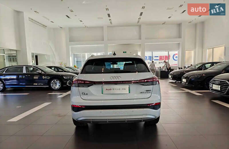 Внедорожник / Кроссовер Audi Q4 e-tron 2023 в Киеве