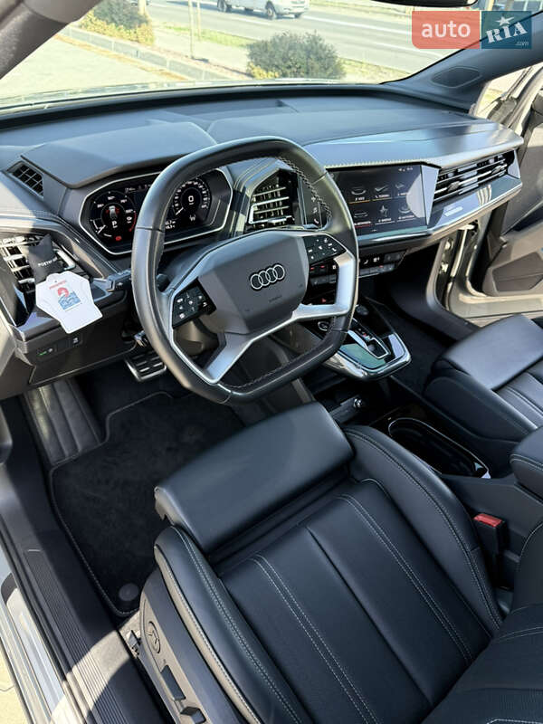 Позашляховик / Кросовер Audi Q4 e-tron 2024 в Києві