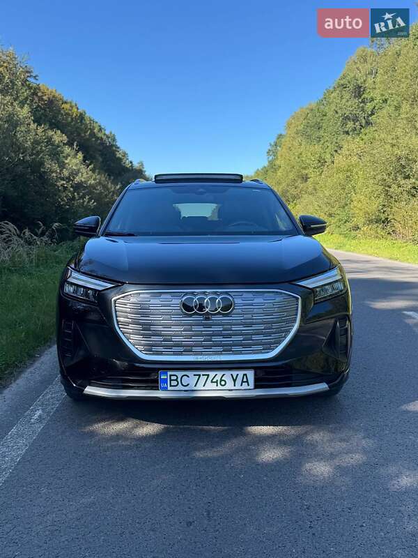 Позашляховик / Кросовер Audi Q4 e-tron 2022 в Дрогобичі