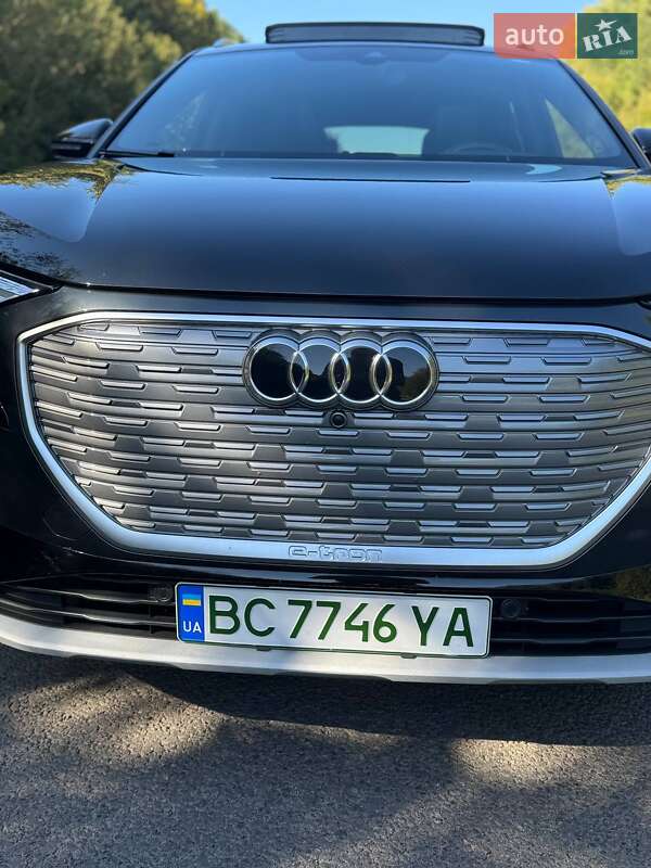 Позашляховик / Кросовер Audi Q4 e-tron 2022 в Дрогобичі
