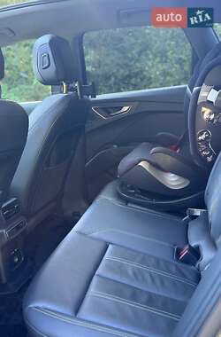 Внедорожник / Кроссовер Audi Q4 e-tron 2022 в 