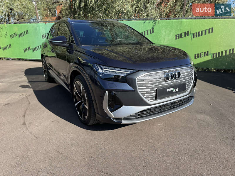 Внедорожник / Кроссовер Audi Q4 e-tron 2023 в 