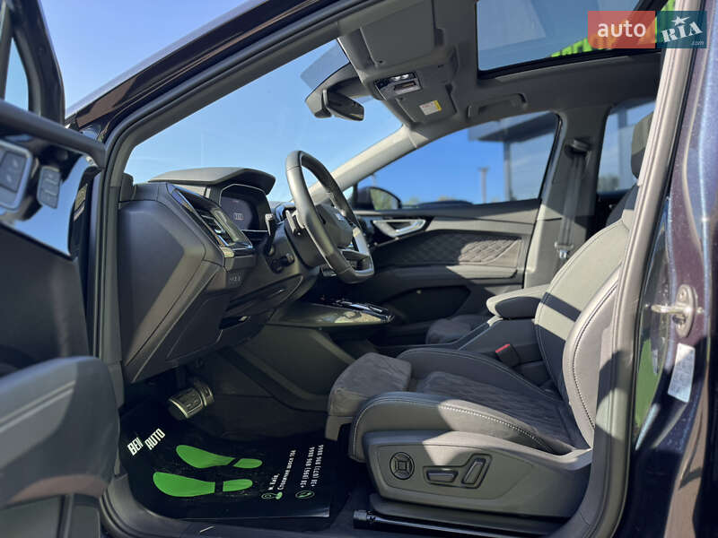 Внедорожник / Кроссовер Audi Q4 e-tron 2023 в Киеве