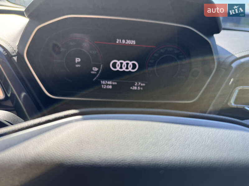 Внедорожник / Кроссовер Audi Q4 e-tron 2023 в Киеве