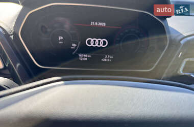 Внедорожник / Кроссовер Audi Q4 e-tron 2023 в 
