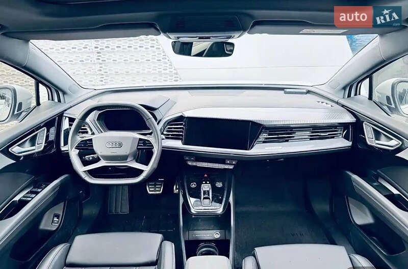 Внедорожник / Кроссовер Audi Q4 e-tron 2023 в Киеве