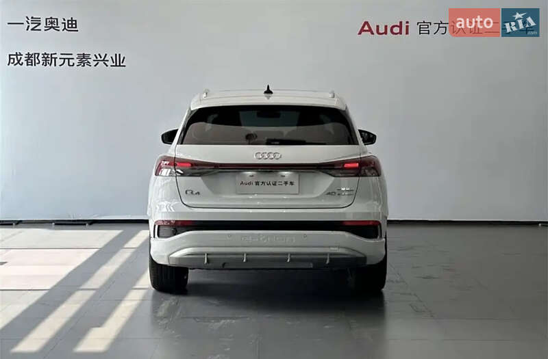 Позашляховик / Кросовер Audi Q4 e-tron 2023 в Львові