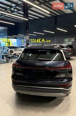 Внедорожник / Кроссовер Audi Q4 e-tron 2025 в 