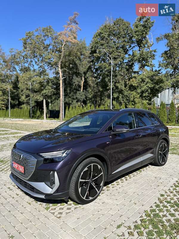 Внедорожник / Кроссовер Audi Q4 e-tron 2021 в Харькове