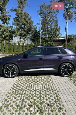 Внедорожник / Кроссовер Audi Q4 e-tron 2021 в 