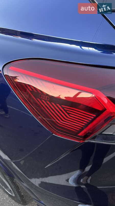Позашляховик / Кросовер Audi Q4 e-tron 2023 в Кривому Розі
