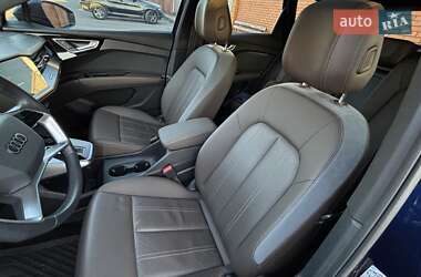 Внедорожник / Кроссовер Audi Q4 e-tron 2023 в 