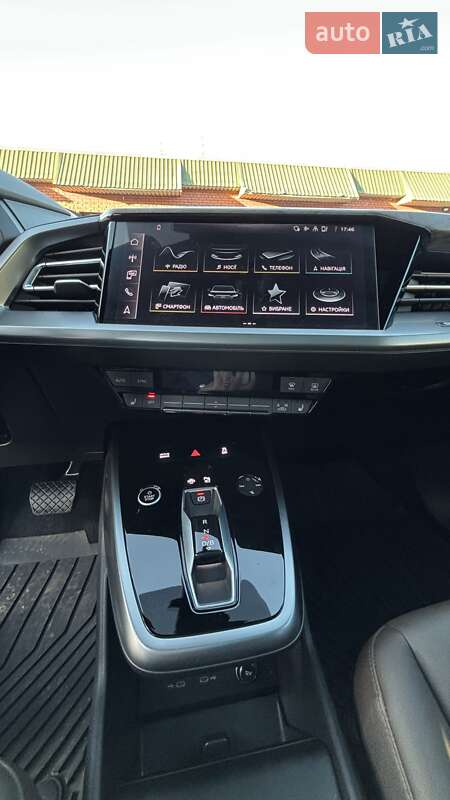 Позашляховик / Кросовер Audi Q4 e-tron 2023 в Кривому Розі