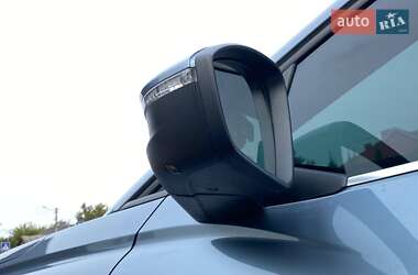 Внедорожник / Кроссовер Audi Q4 e-tron 2024 в 