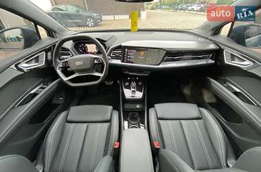 Внедорожник / Кроссовер Audi Q4 e-tron 2024 в 